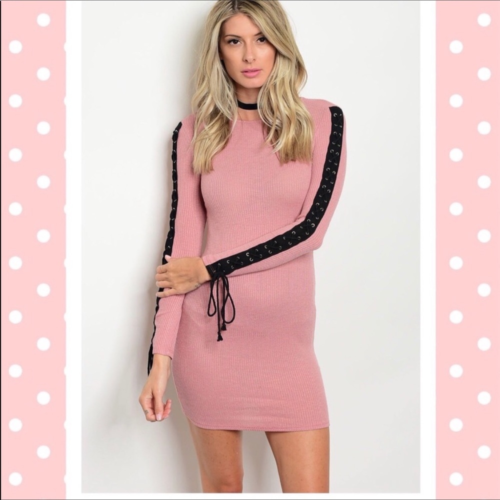 ✨Date Night Mauve W/ Lace Dress✨